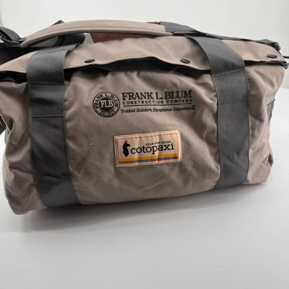 Cotopaxi Duffel Bag Unisex Tan Canvas Backpack Straps Travel Luggage